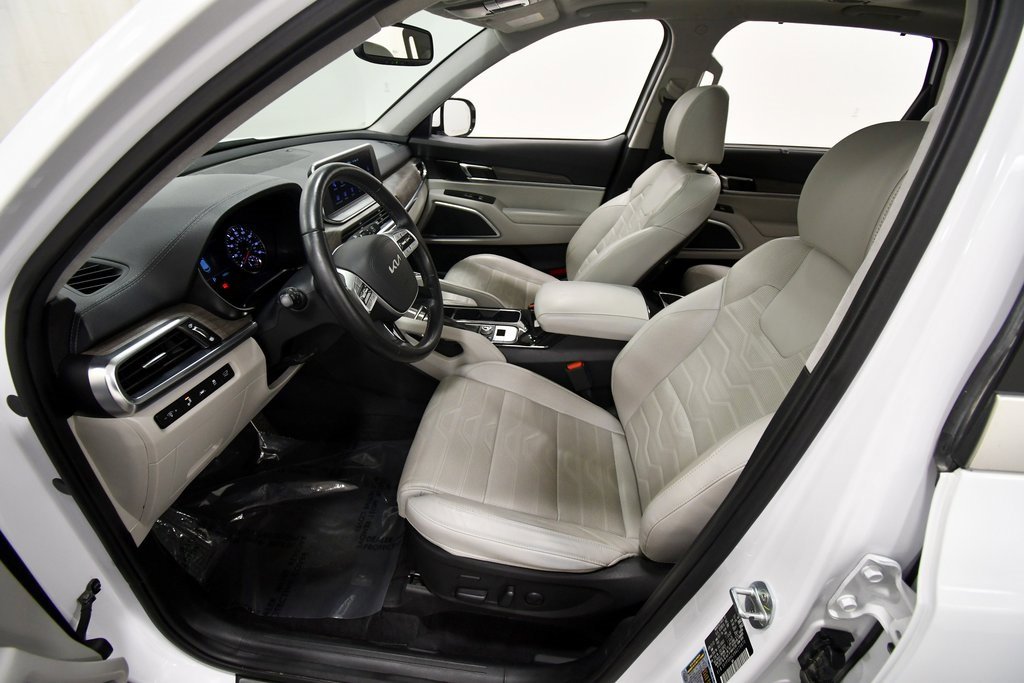 Certified 2022 Kia Telluride SX w/ SX Prestige Package image 14