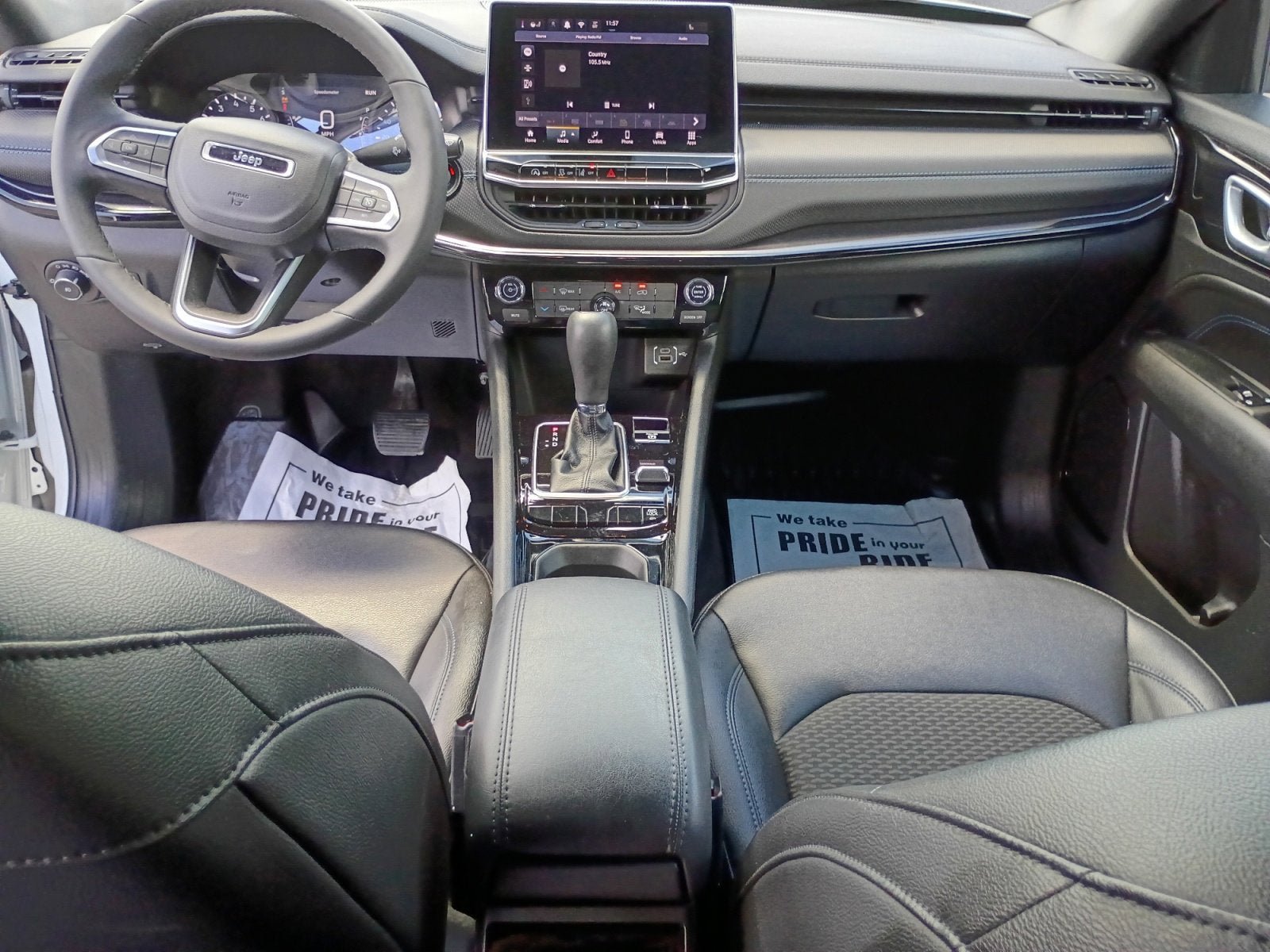Certified 2026 Jeep Compass Latitude AWD/4WD image 11