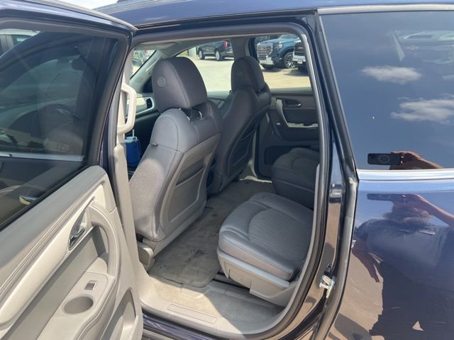 Used 2016 Chevrolet Traverse LT w/ LPO, 'HIT The Road' Package FWD image 10