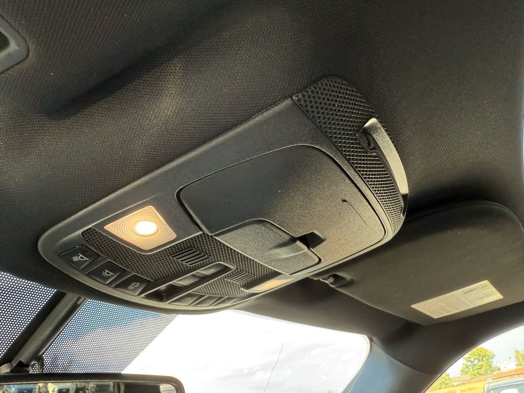 Used 2019 Ford Expedition Max Limited image 21