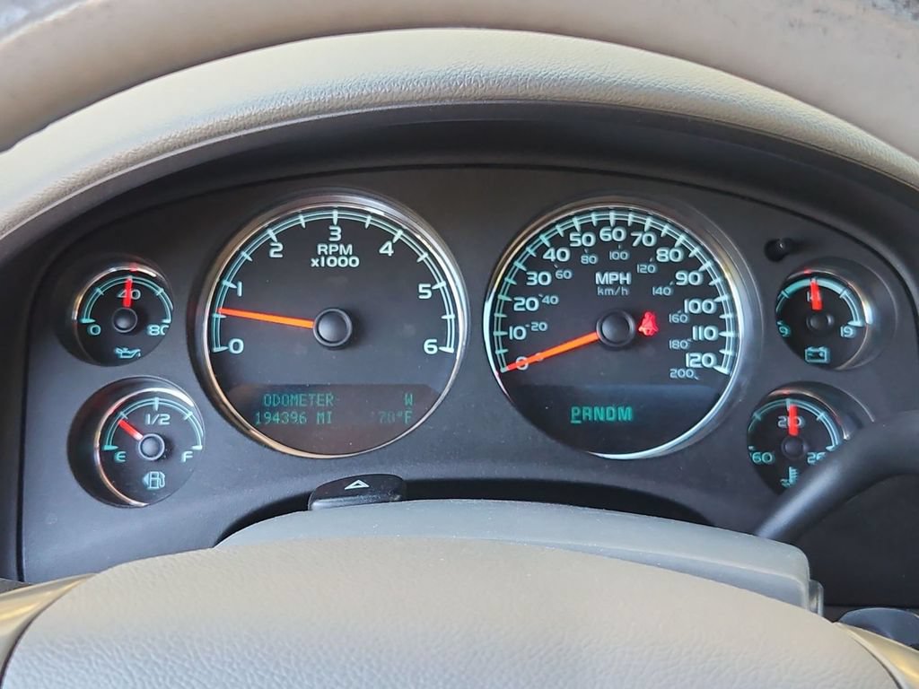 Used 2014 Chevrolet Suburban LTZ AWD/4WD image 15