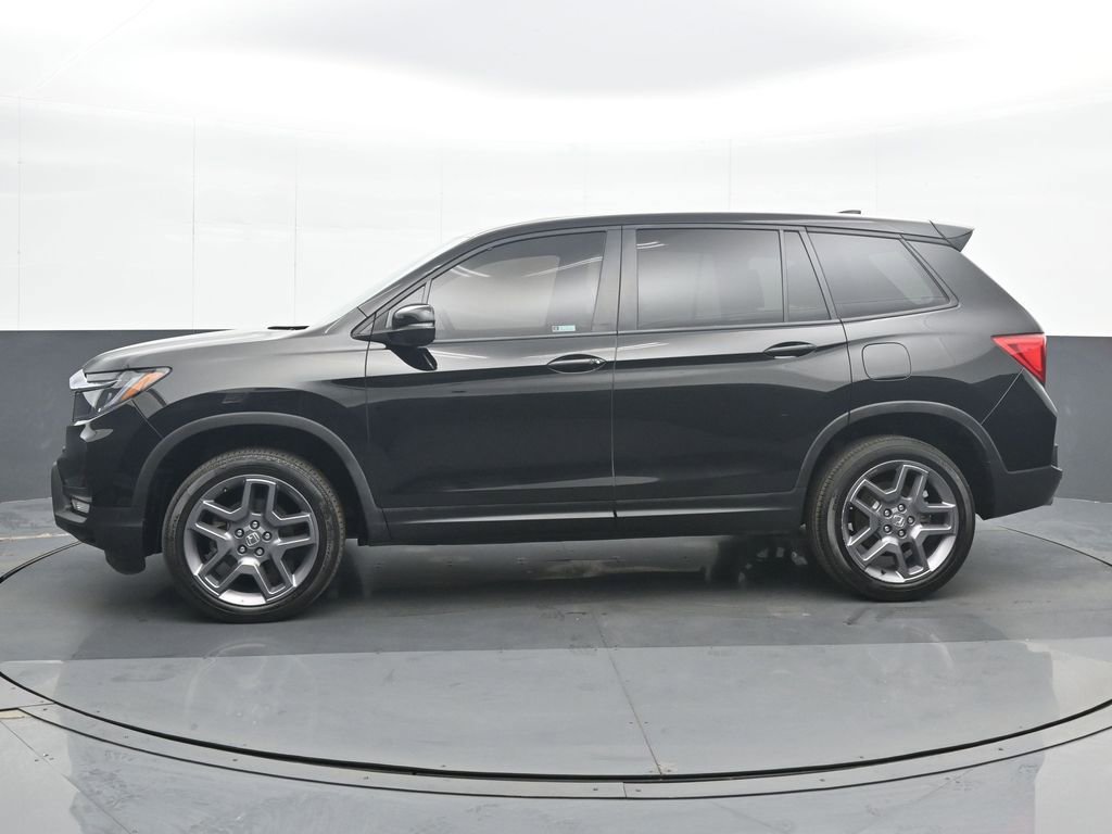 Used 2023 Honda Passport EX-L image 3