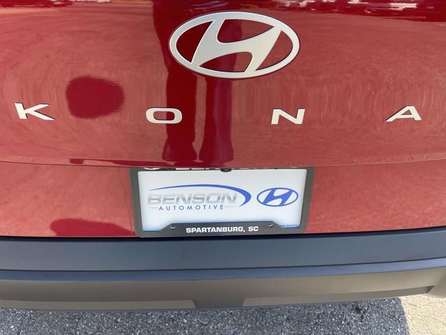 Certified 2025 Hyundai Kona SEL FWD image 8