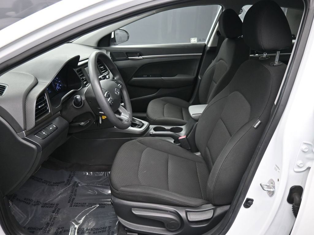 Used 2020 Hyundai Elantra SE w/ Cargo Package (C1) image 18