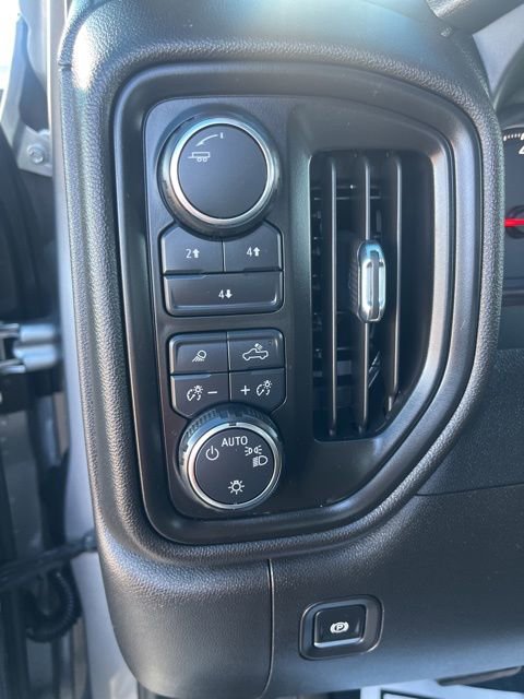 Used 2025 Chevrolet Silverado 2500 Custom w/ Custom Convenience Package image 13