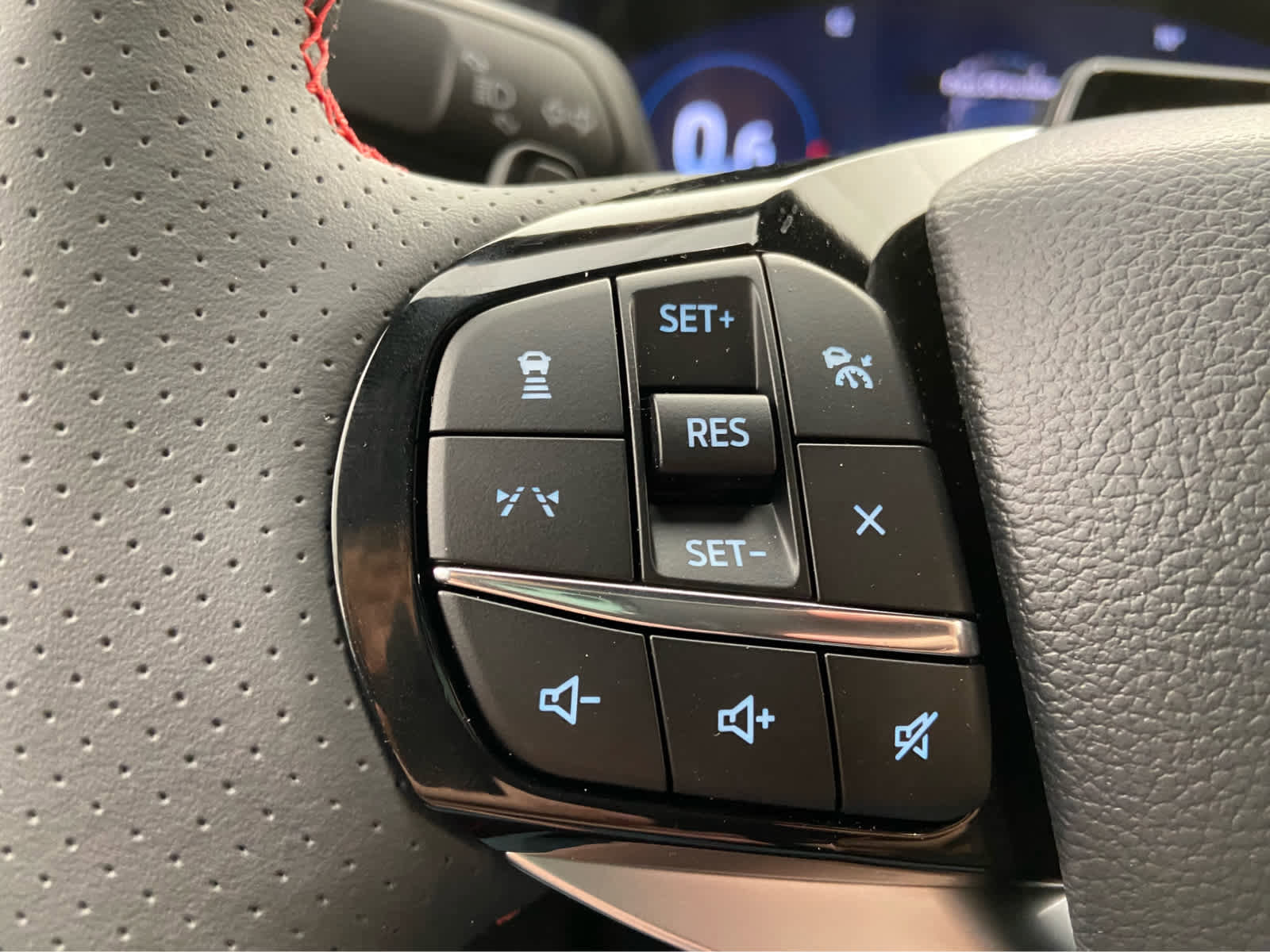 New 2025 Ford Explorer ST image 24