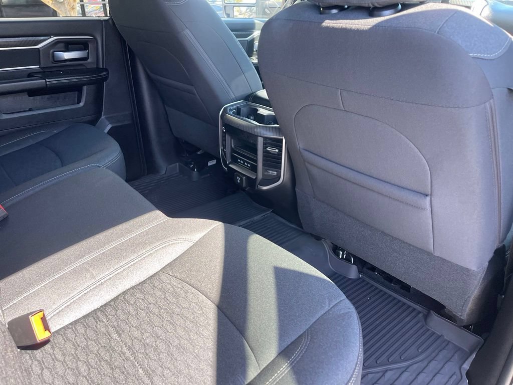 New 2026 RAM 2500 Big Horn AWD/4WD image 16