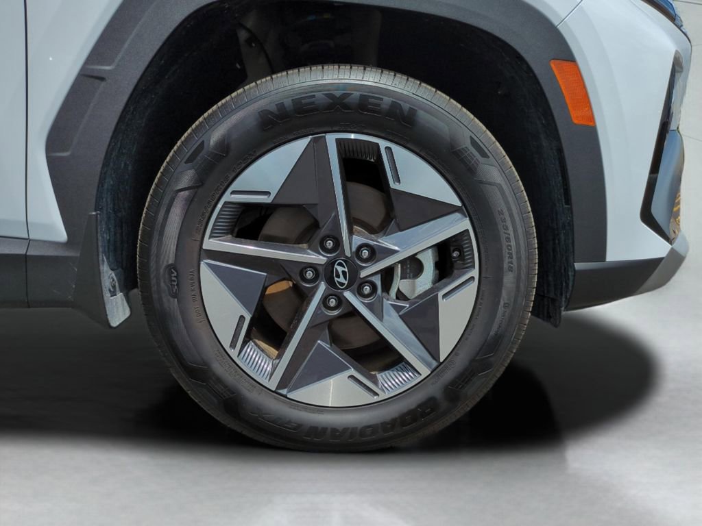 Certified 2025 Hyundai Tucson SEL AWD/4WD image 10