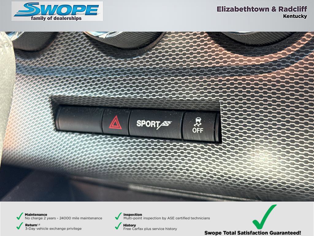 Used 2013 Dodge Challenger R/T RWD image 24