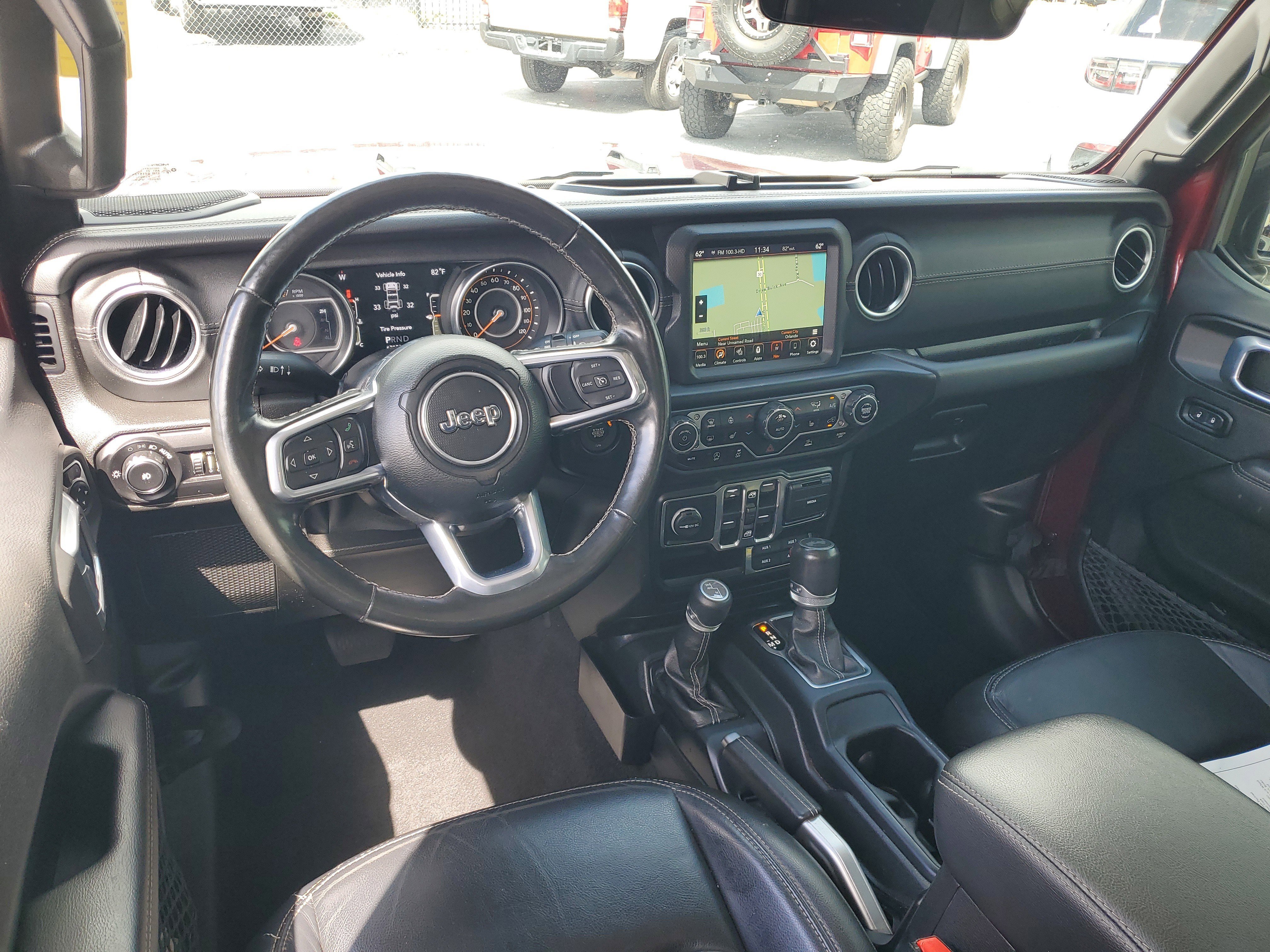 Used 2021 Jeep Wrangler Unlimited Sahara AWD/4WD image 14