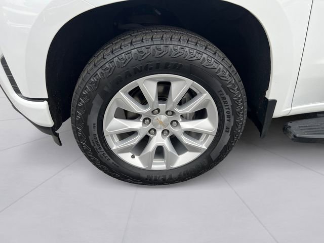 Used 2022 Chevrolet Silverado 1500 Custom image 9