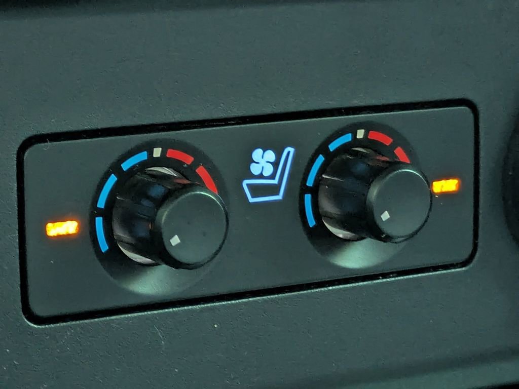 Used 2018 Toyota 4Runner Limited AWD/4WD image 23