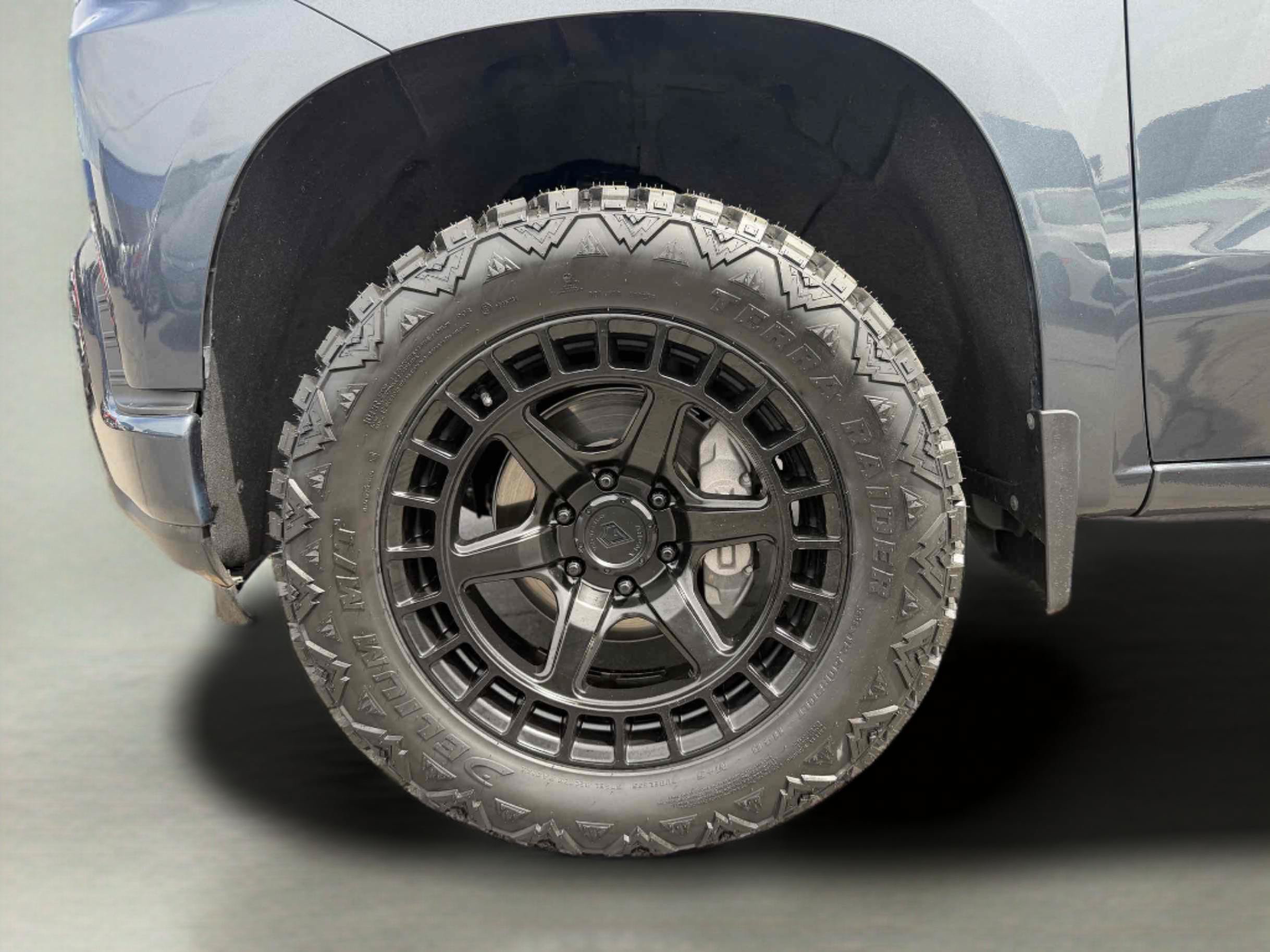 Used 2021 Chevrolet Silverado 1500 RST w/ Bed Protection Package RWD image 19