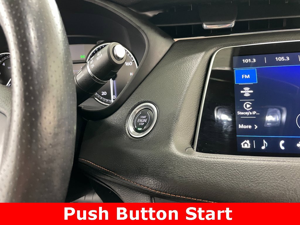 Certified 2023 Cadillac XT4 Sport w/ LPO, Onyx Lite Package image 5