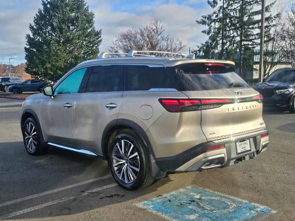 Used 2023 INFINITI QX60 Sensory w/ Vision Package AWD/4WD image 5