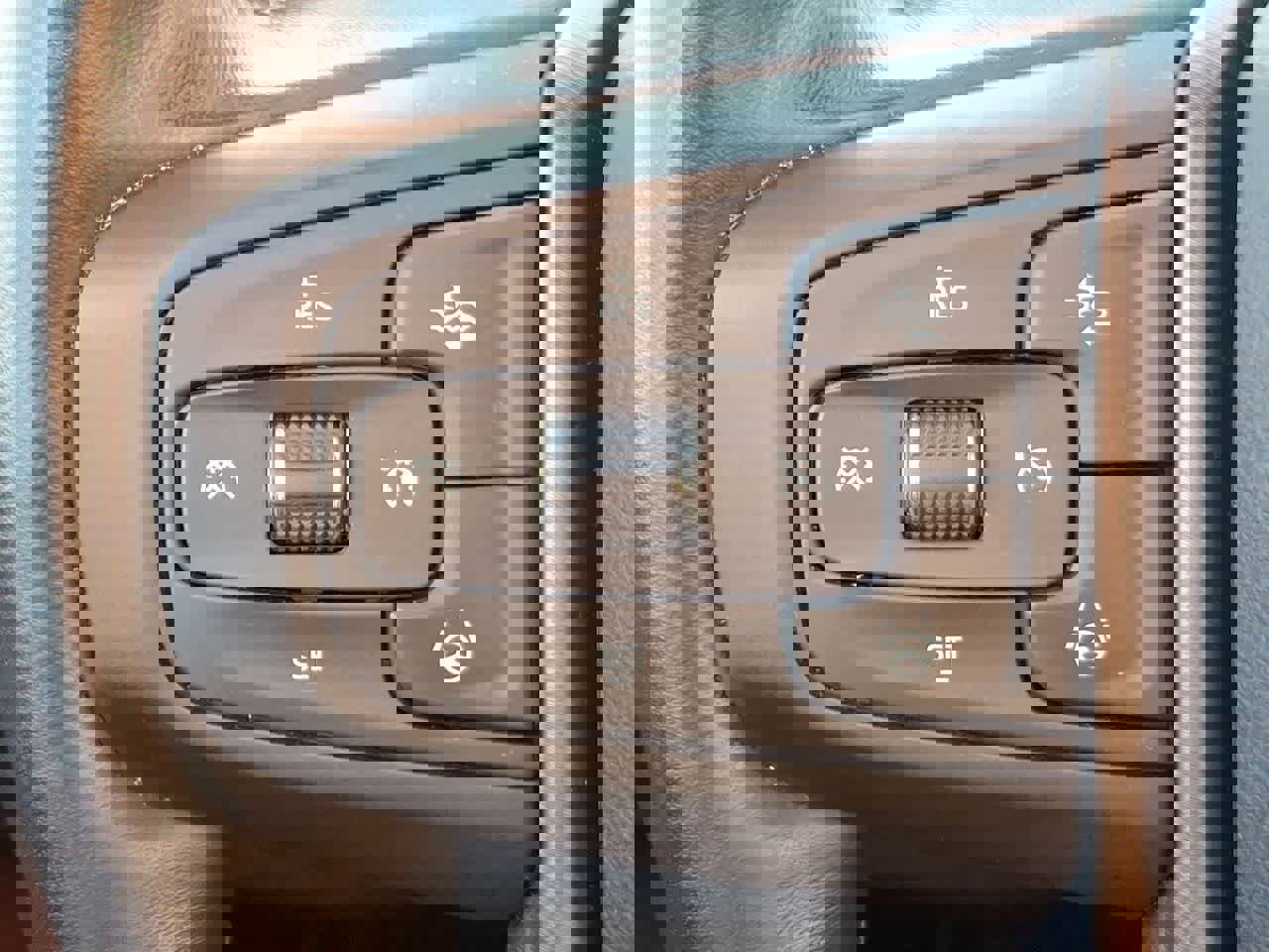 Used 2024 GMC Yukon Denali Ultimate image 23