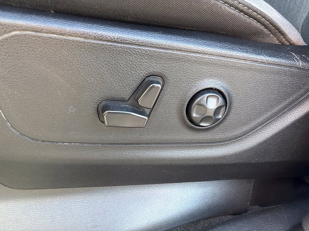 Used 2021 RAM 1500 Big Horn AWD/4WD image 18