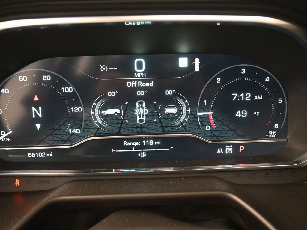 Used 2023 GMC Yukon XL AT4 w/ AT4 Premium Package image 18