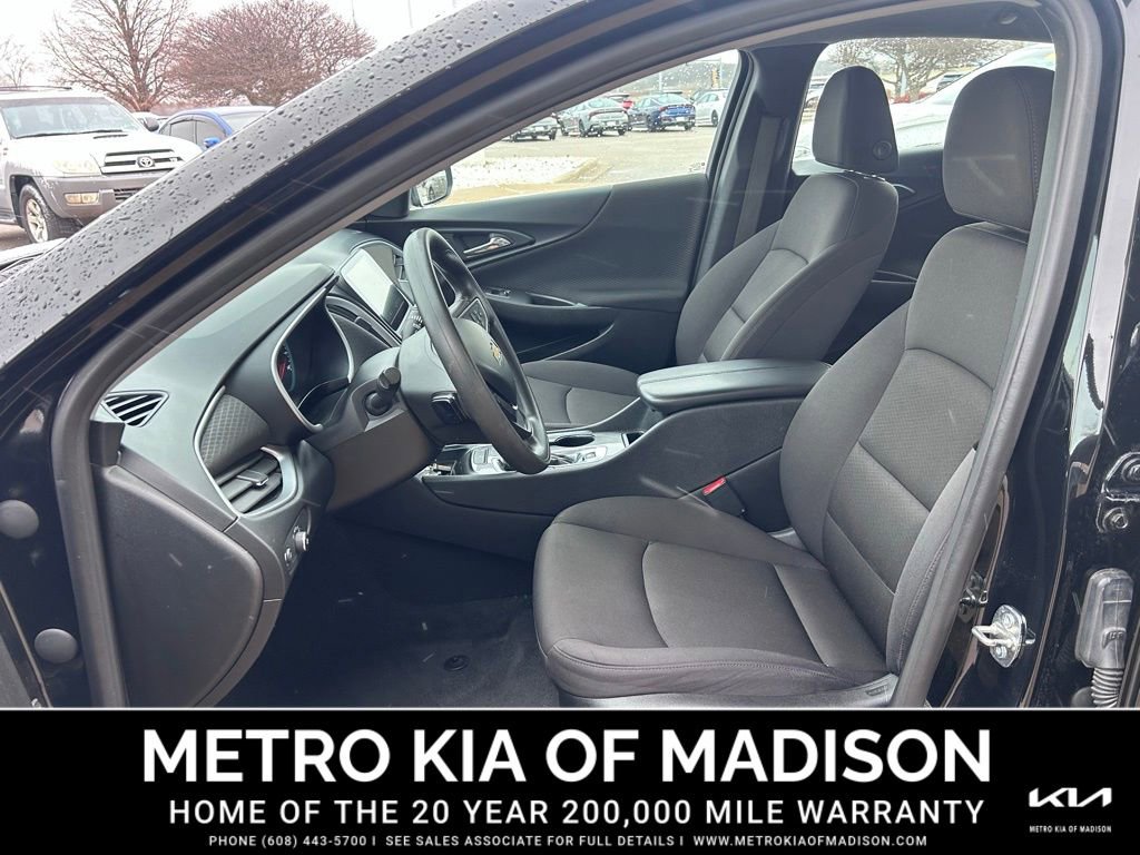 Used 2023 Chevrolet Malibu LT image 13
