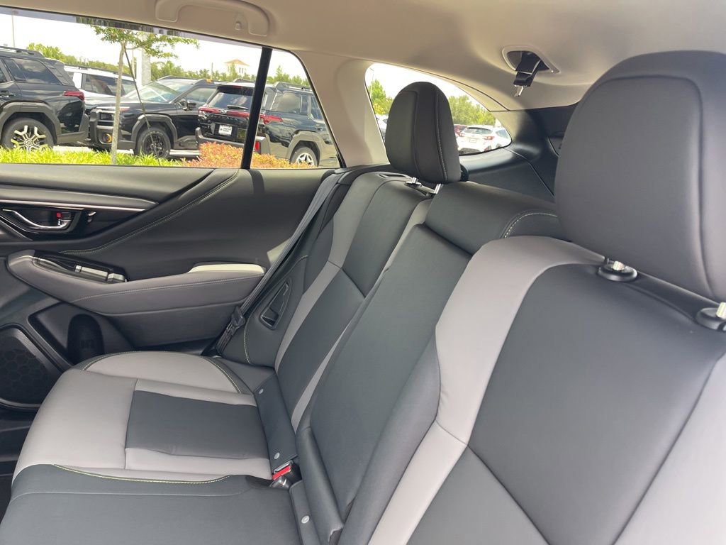 Certified 2025 Subaru Outback Onyx Edition AWD/4WD image 24