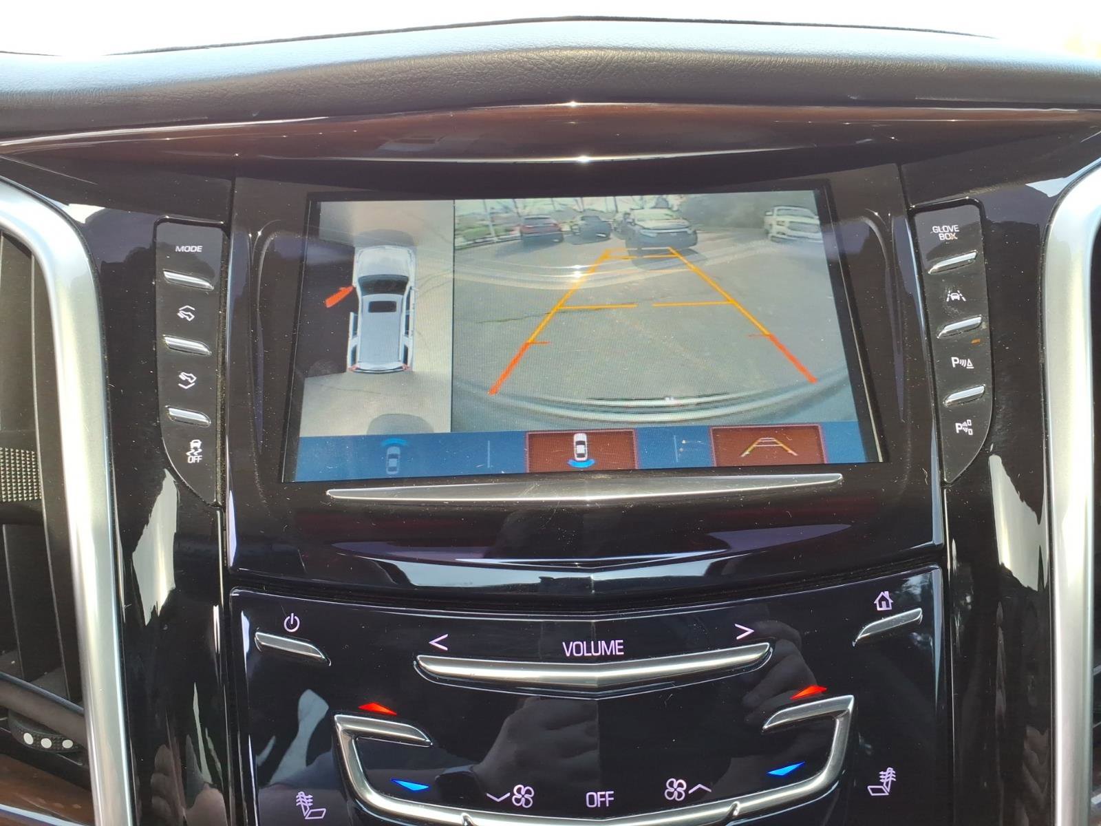 Used 2020 Cadillac Escalade Luxury image 21