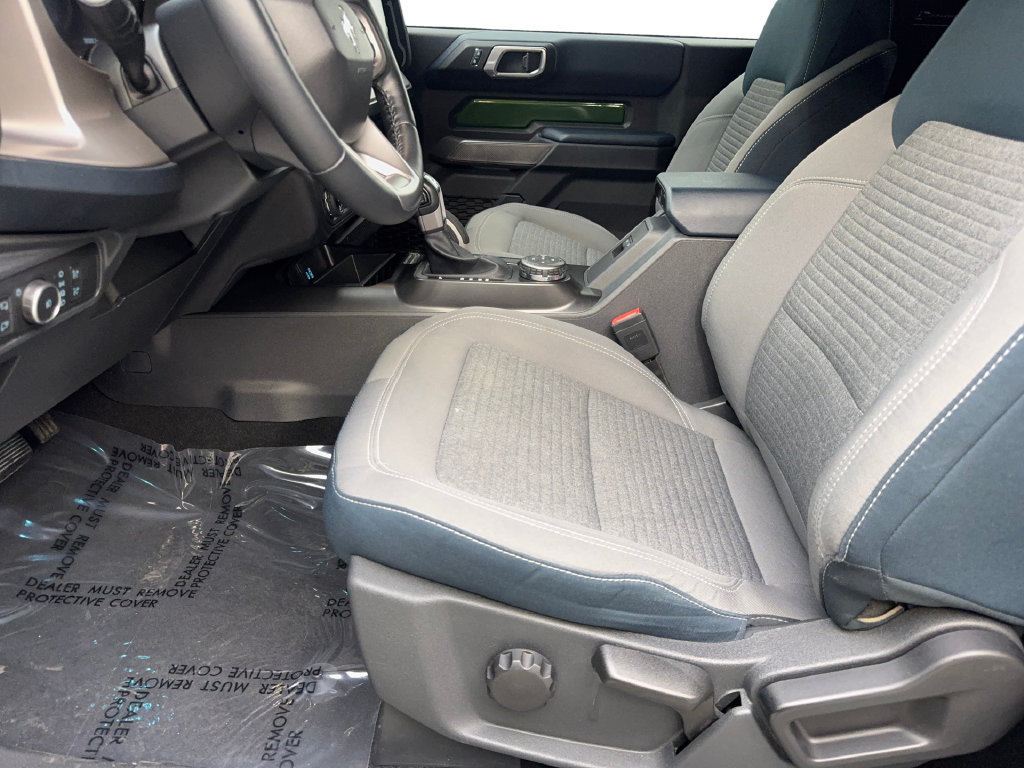 Used 2022 Ford Bronco Outer Banks AWD/4WD image 25