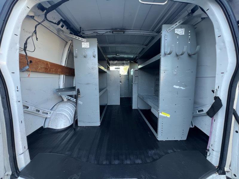 Used 2013 Chevrolet Express 2500 RWD image 19
