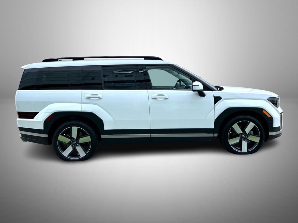 Used 2024 Hyundai Santa Fe Limited AWD/4WD image 4