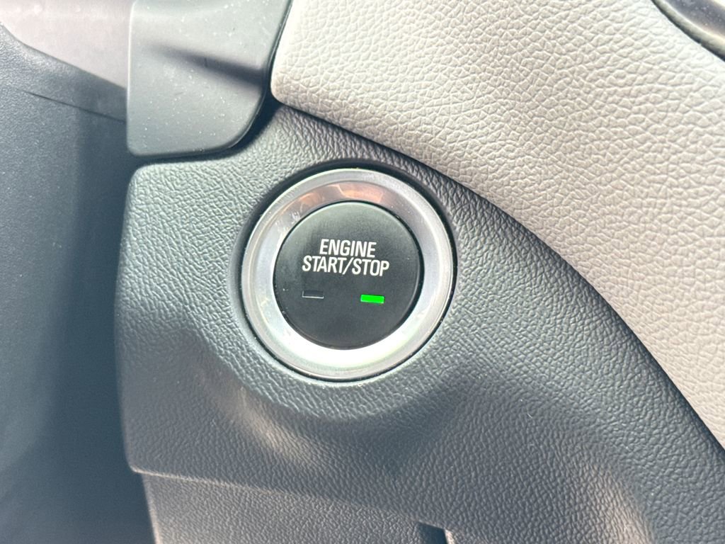 Used 2022 Chevrolet Equinox LS image 29