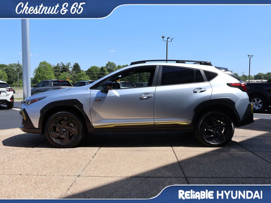 Used 2025 Subaru Crosstrek 2.5i Sport AWD/4WD image 3