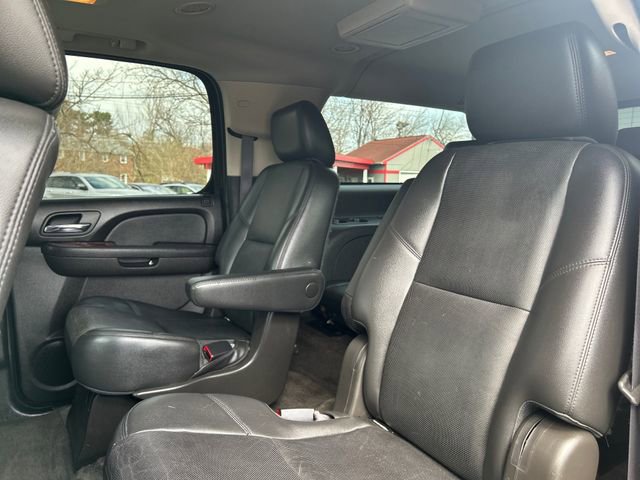 Used 2013 Chevrolet Suburban LTZ image 26