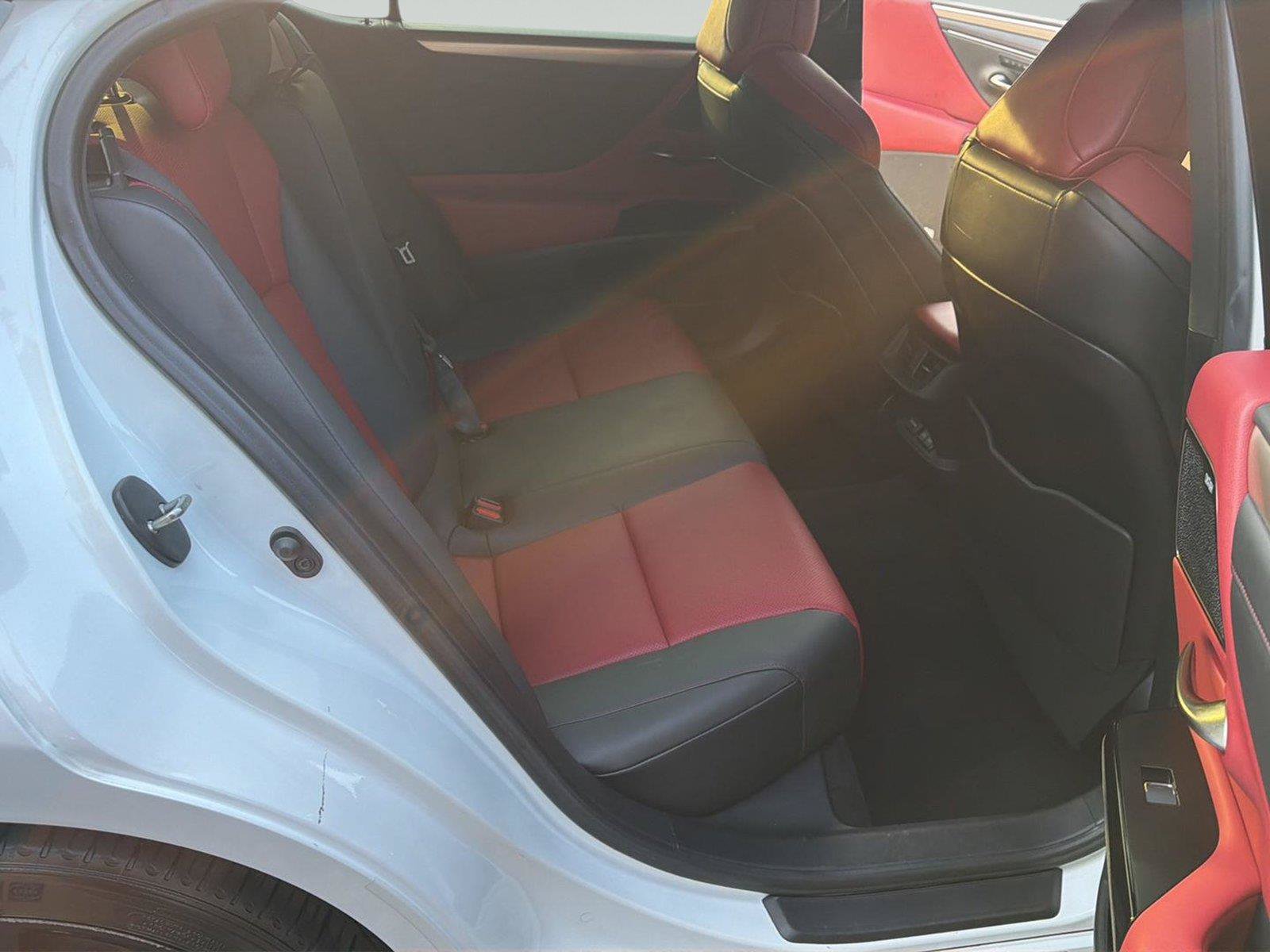 Used 2024 Lexus ES 350 F Sport w/ Accessory Package (Z2) FWD image 32
