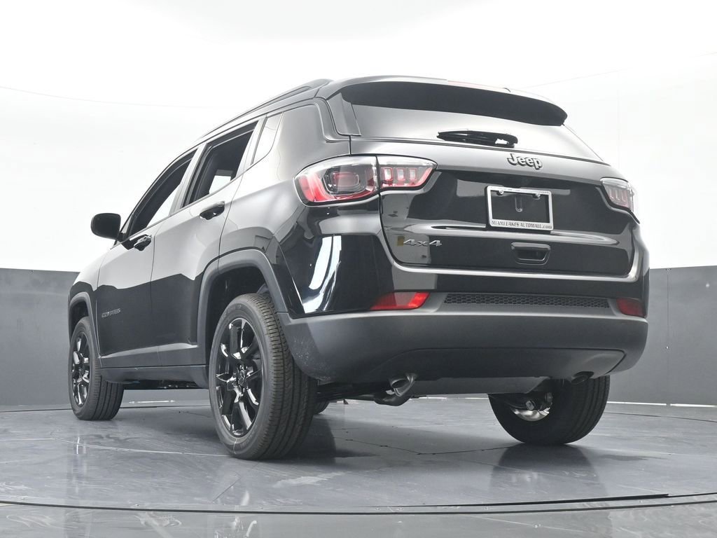 Used 2026 Jeep Compass Latitude AWD/4WD image 50