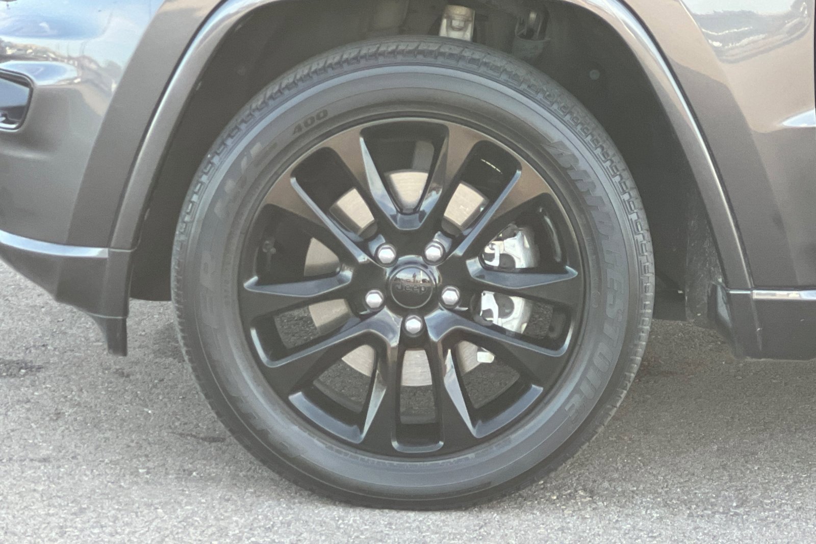 Used 2021 Jeep Grand Cherokee Laredo X image 27