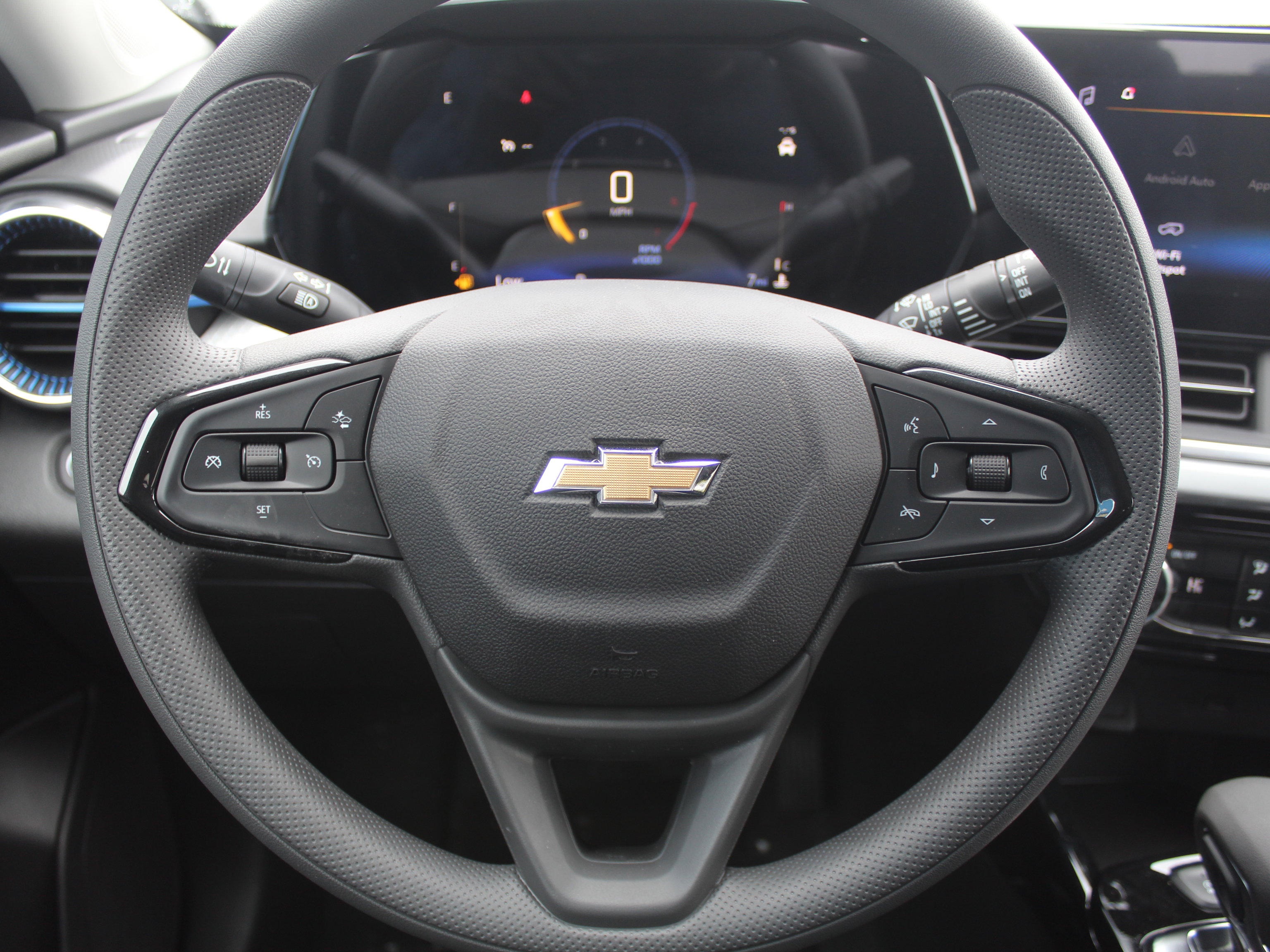 New 2026 Chevrolet Trax LT image 11