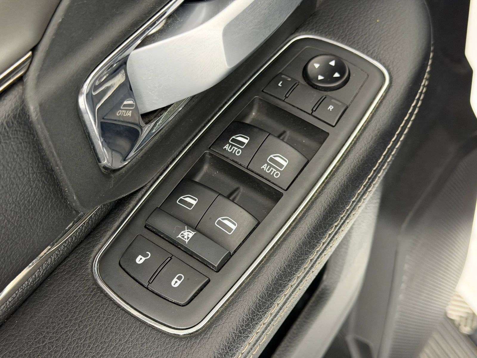 Used 2019 RAM 2500 Tradesman AWD/4WD image 25