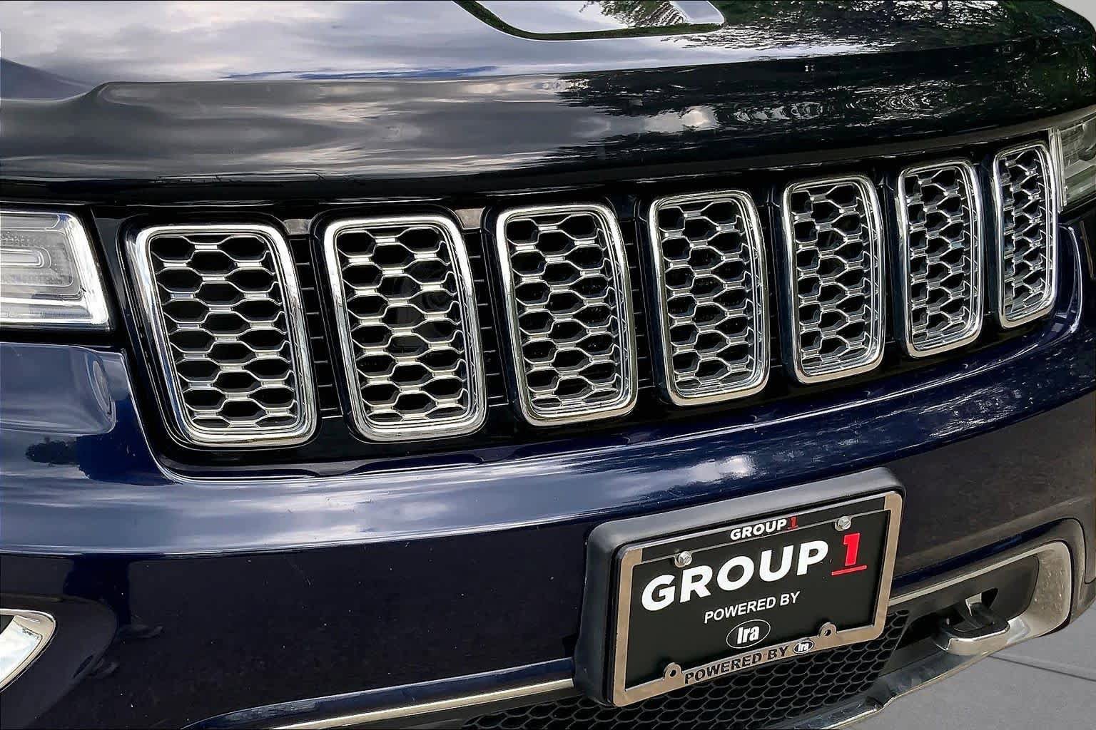 Used 2017 Jeep Grand Cherokee Overland AWD/4WD image 32