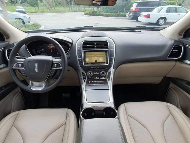 Used 2019 Lincoln Nautilus Select FWD image 17