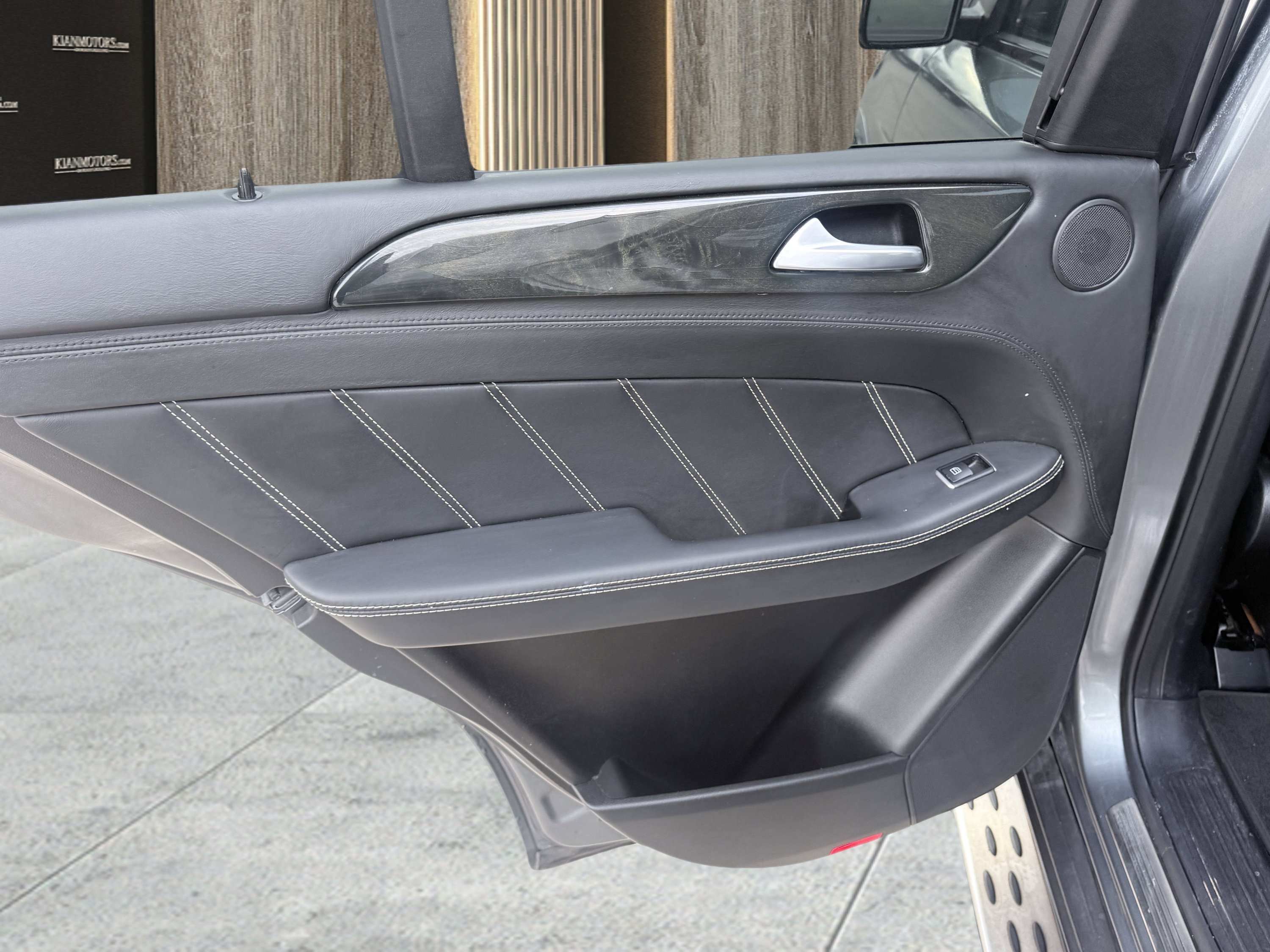 Used 2017 Mercedes-Benz GLE 63 AMG 4MATIC w/ Night Package image 27