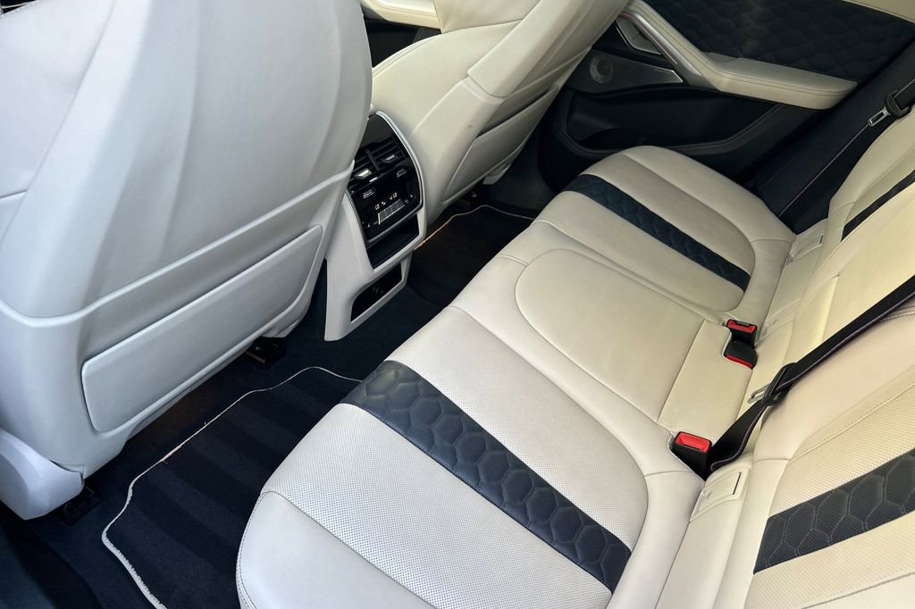Used 2020 BMW X6 M Competition w/ Executive Package image 12