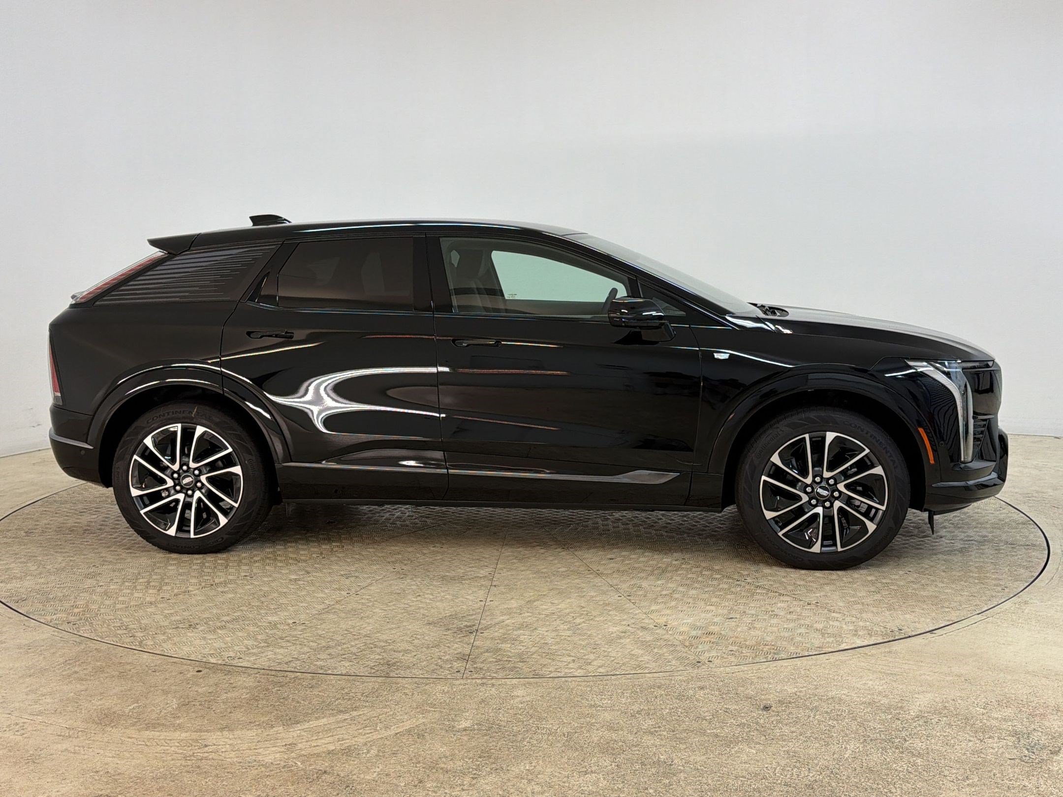 New 2027 Cadillac Optiq Sport RWD image 8