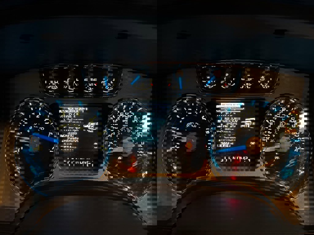 Used 2013 Ford F150 Platinum image 25