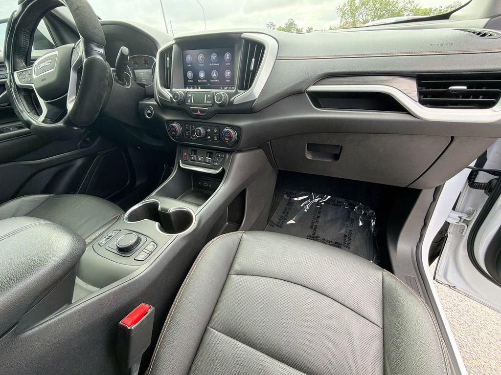 Used 2020 GMC Terrain SLT w/ Preferred Package FWD image 34