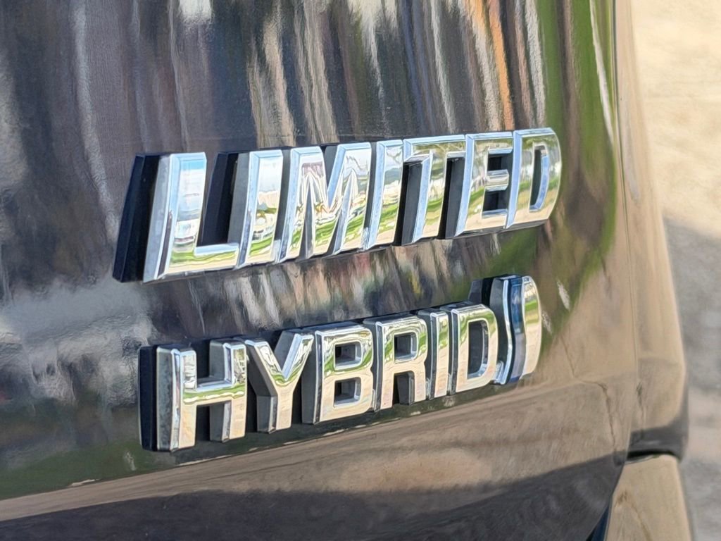 Used 2022 Toyota Sienna Limited AWD/4WD image 8