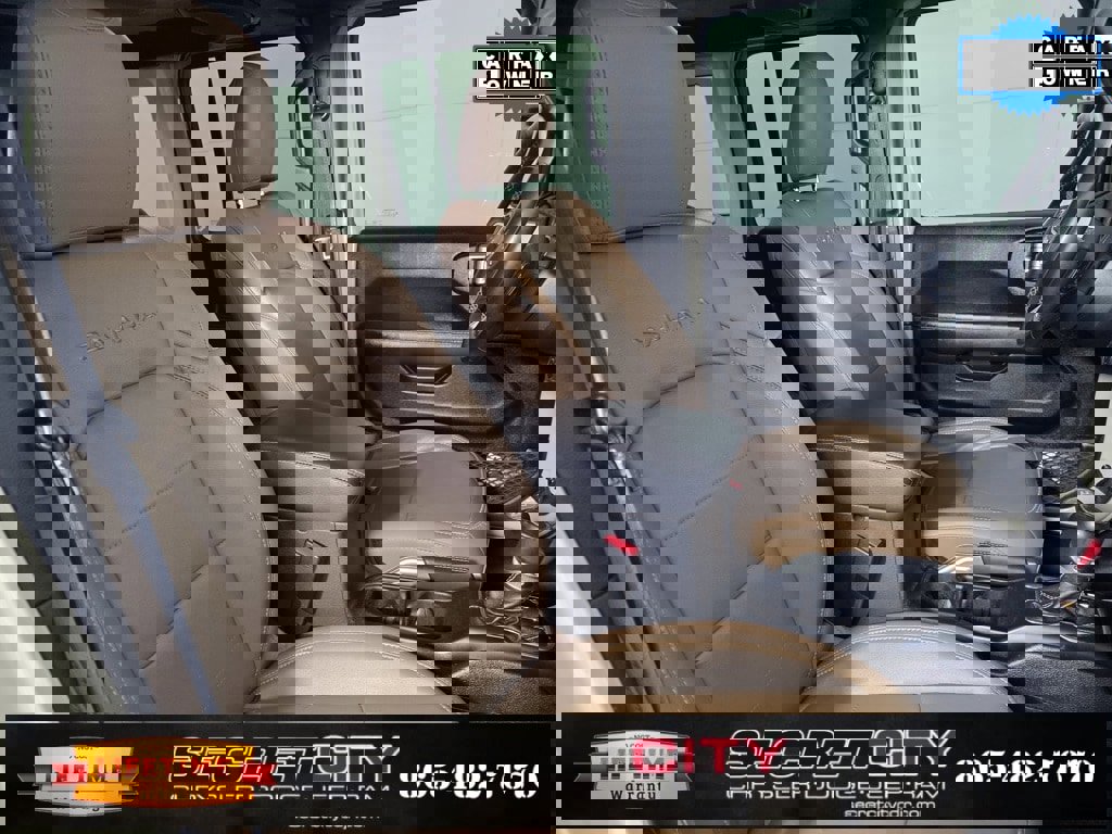 Used 2022 Jeep Wrangler Unlimited Sahara w/ LED Lighting Group image 31