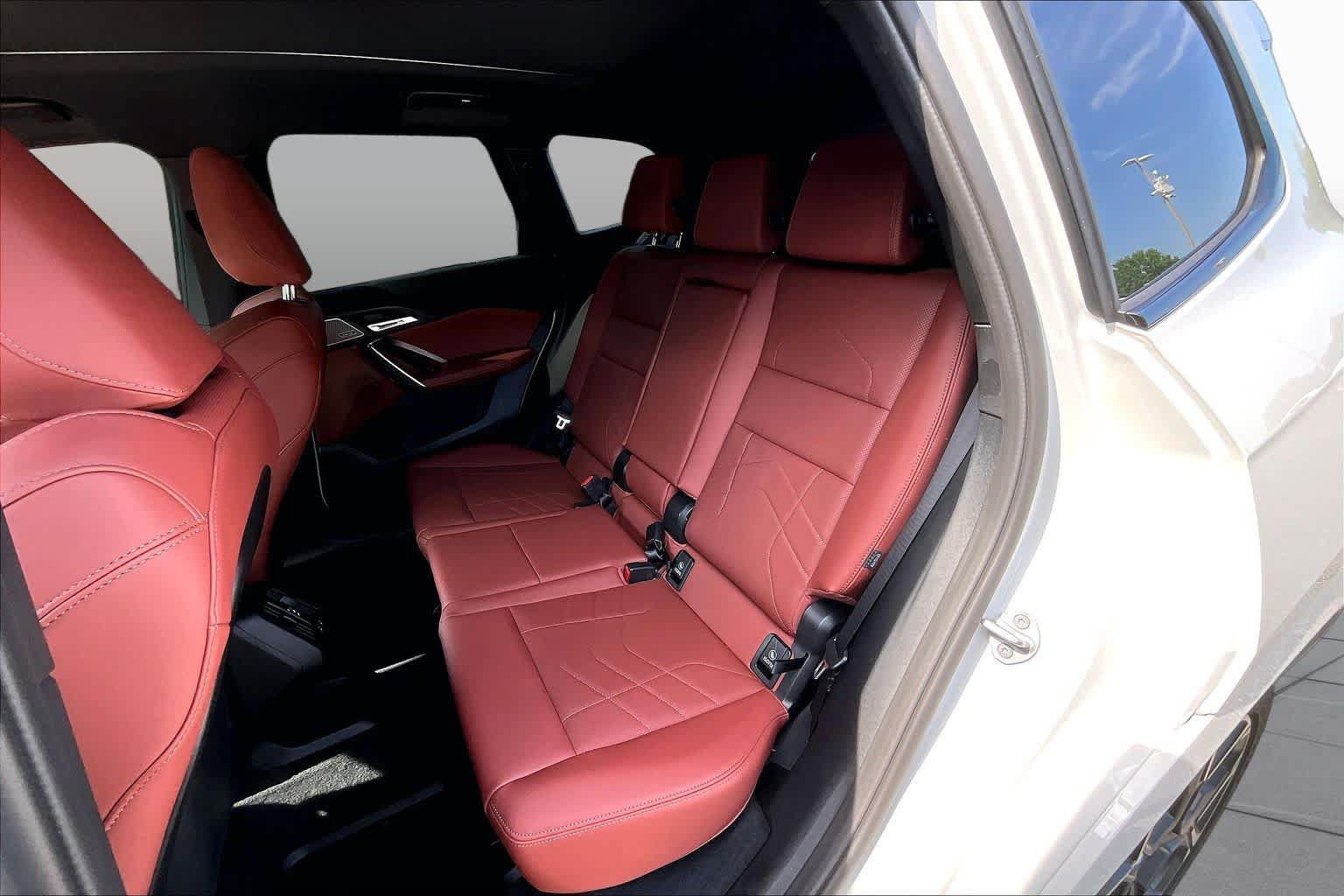 Used 2026 BMW X1 M35i AWD/4WD image 21