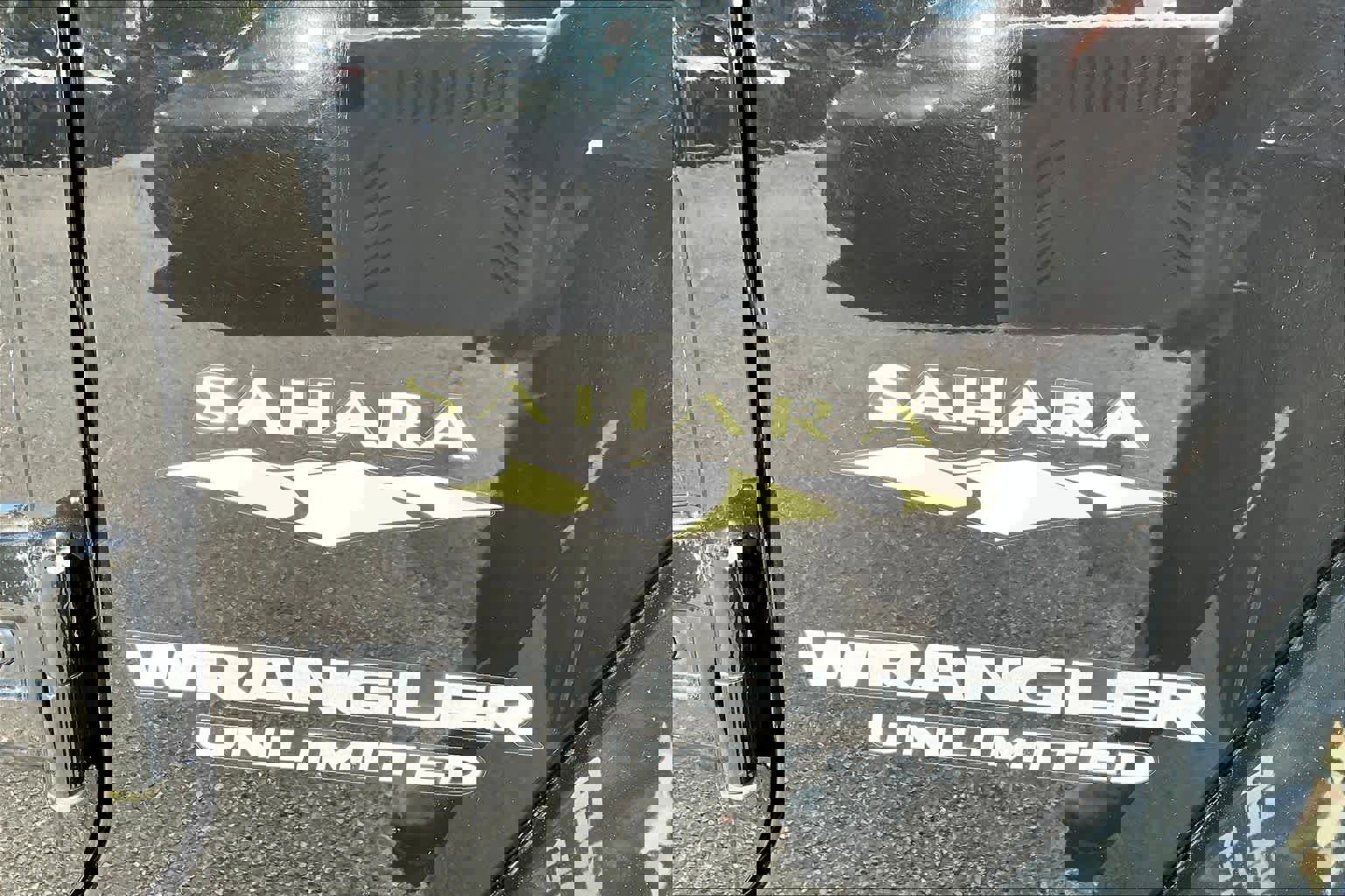 Used 2015 Jeep Wrangler Unlimited Sahara w/ Dual Top Group image 10