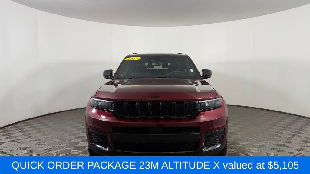 Used 2024 Jeep Grand Cherokee L Altitude AWD/4WD image 2