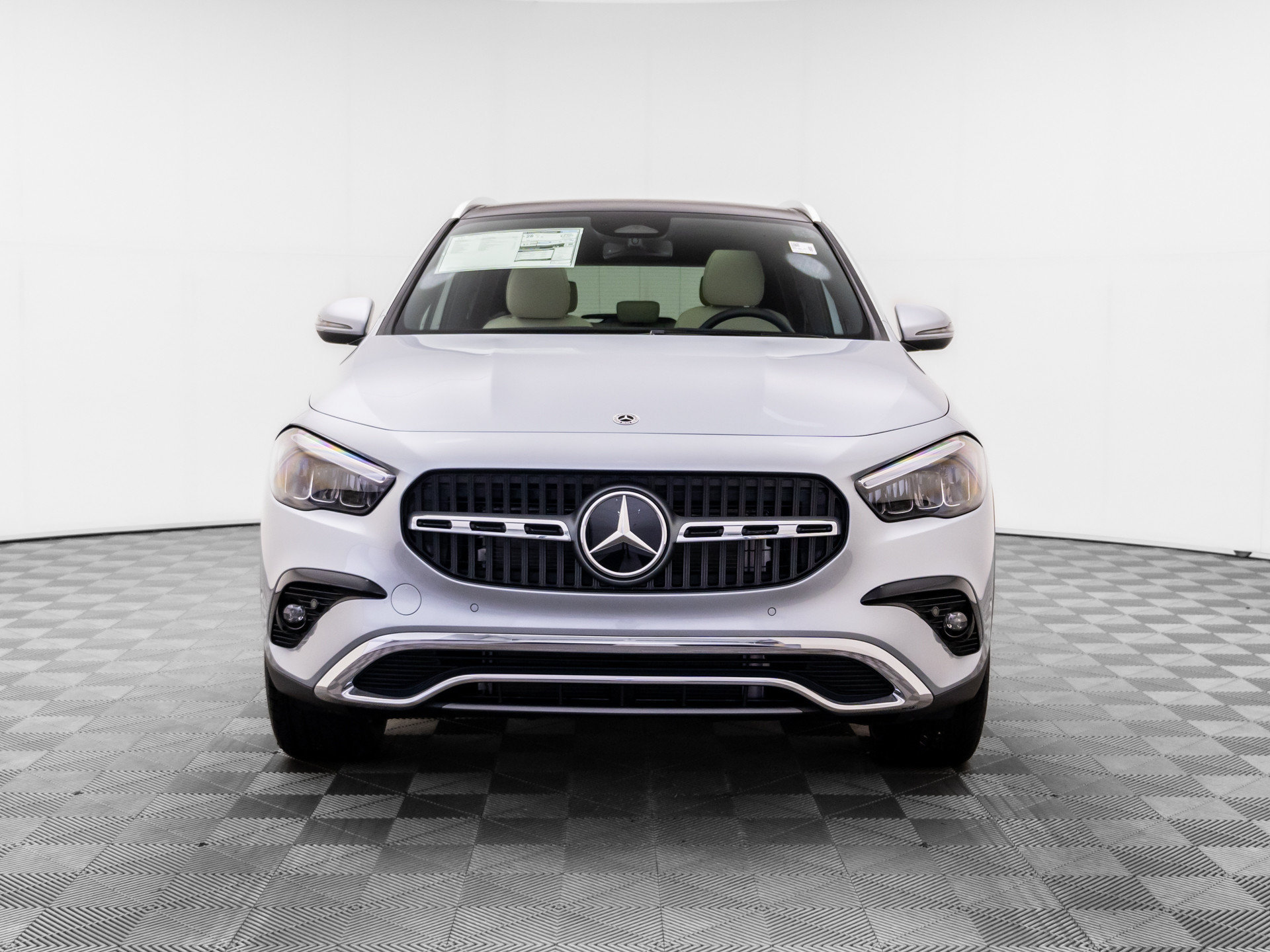 New 2026 Mercedes-Benz GLA 250 4MATIC image 9