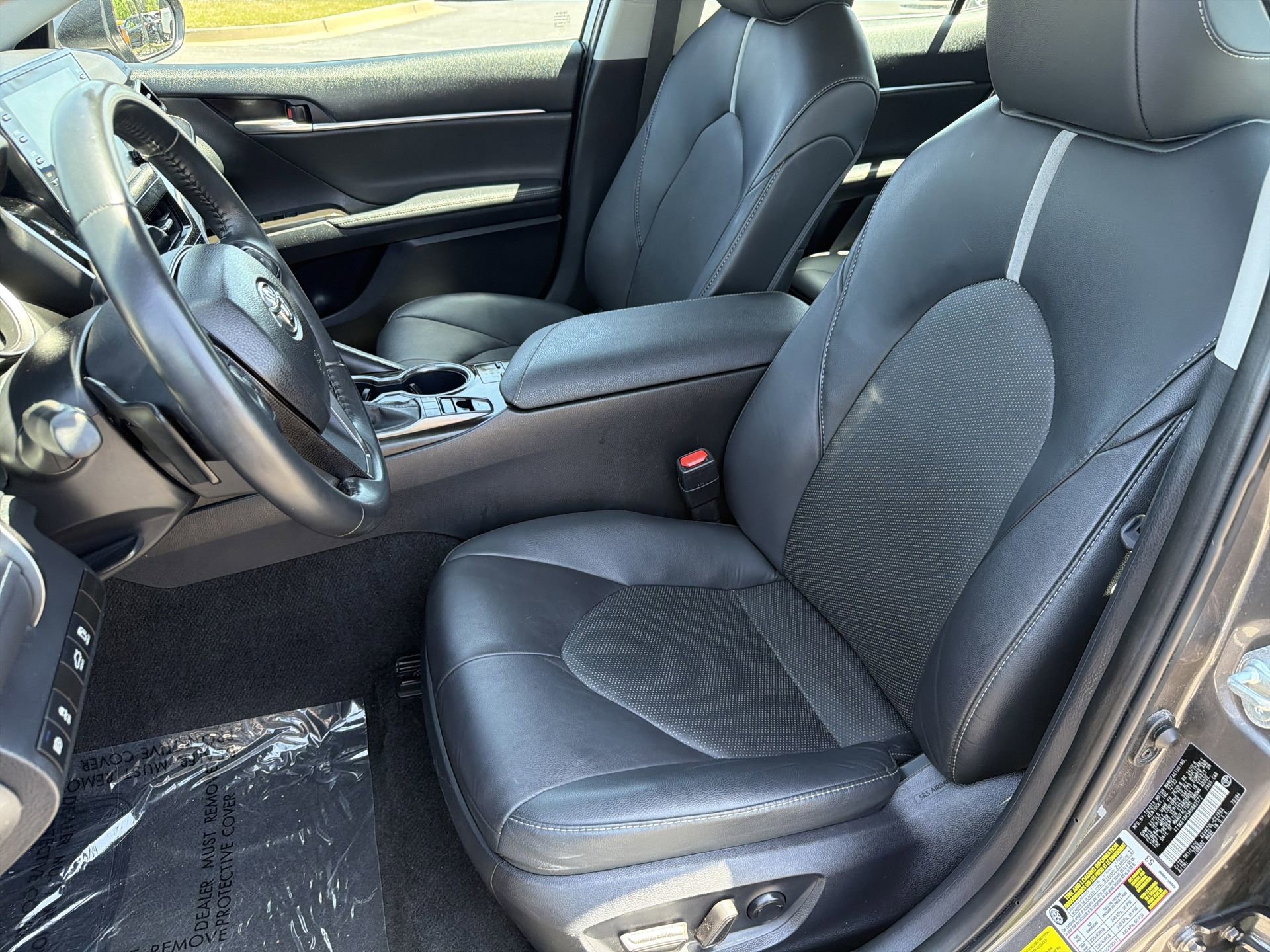 Used 2024 Toyota Camry XSE FWD image 18